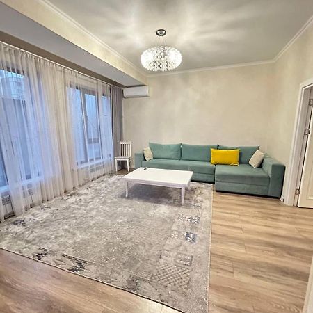 Ecohouse Bishkek Exterior foto
